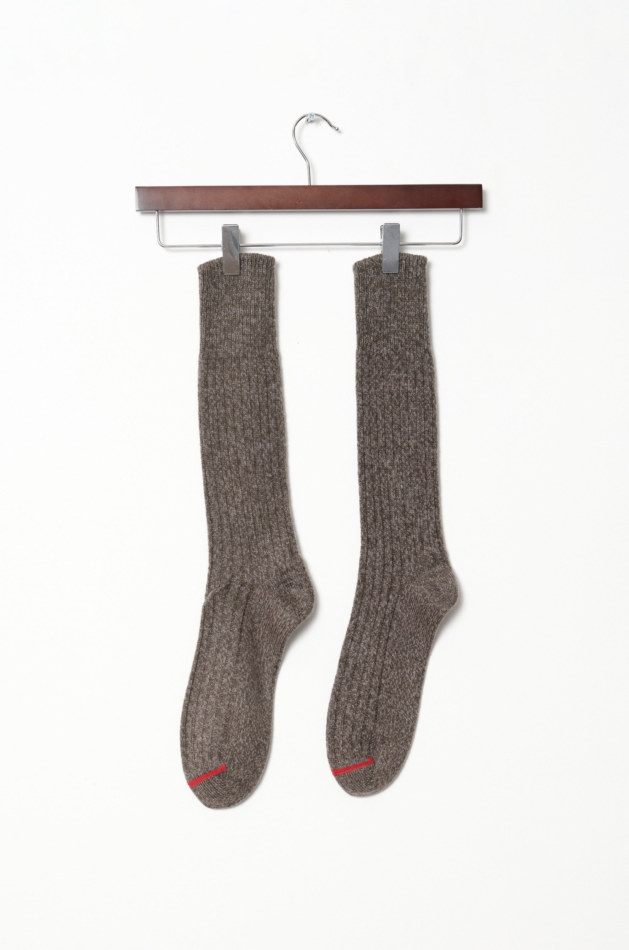 CASHMERE SOCKS IN ELK