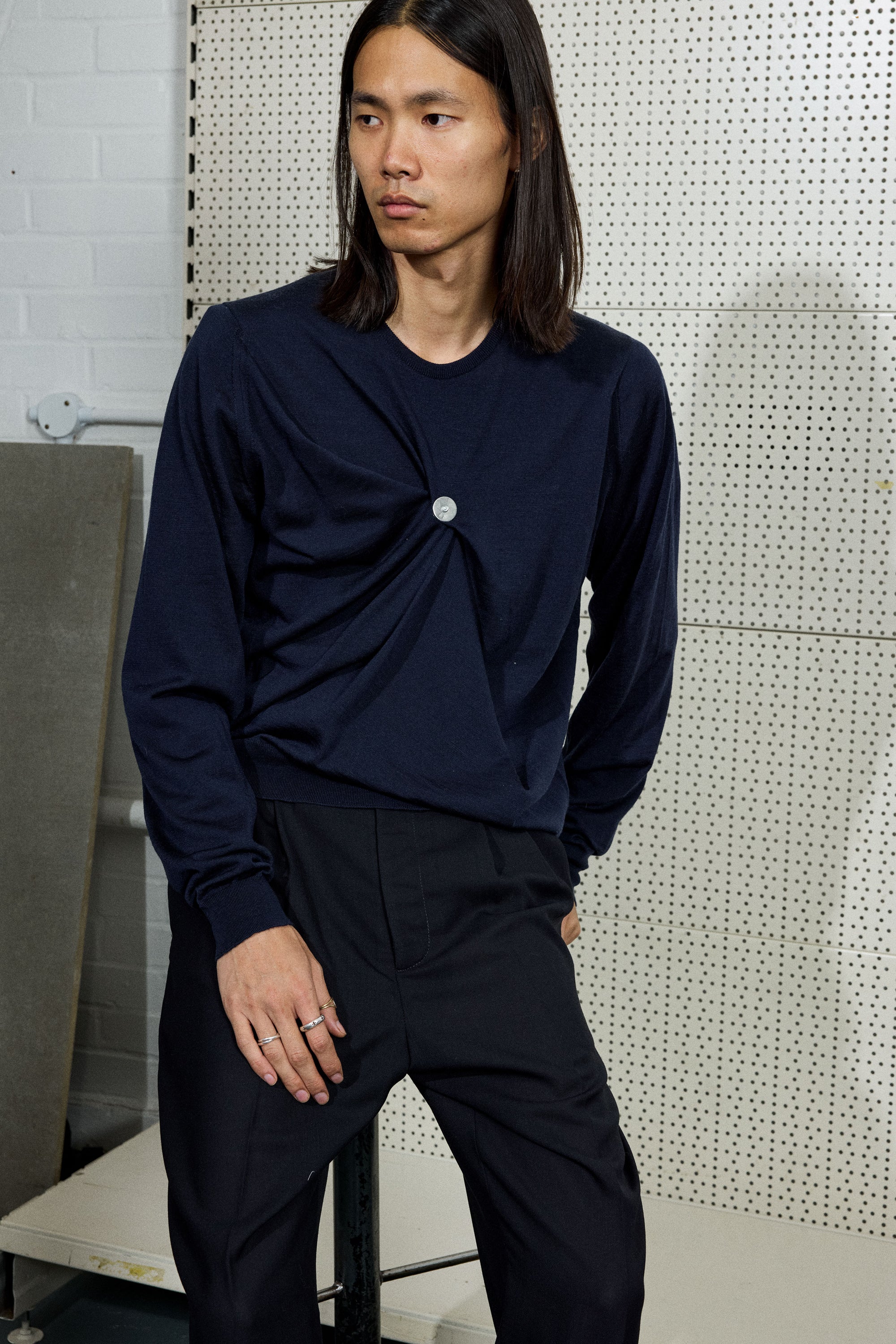 CT x JOHN SMEDLEY CREWNECK IN NAVY