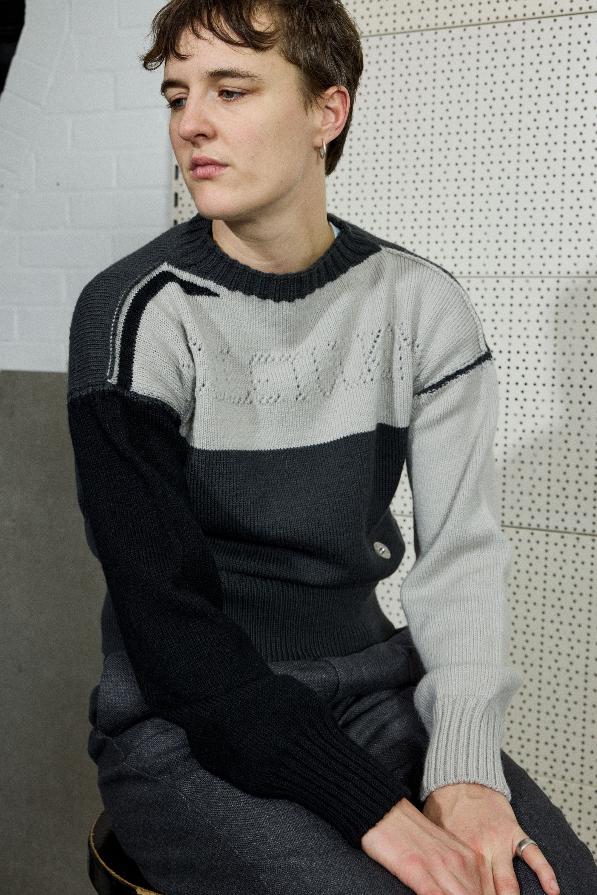 POINTELLE GANSEY IN GREYSCALE ROULETTE